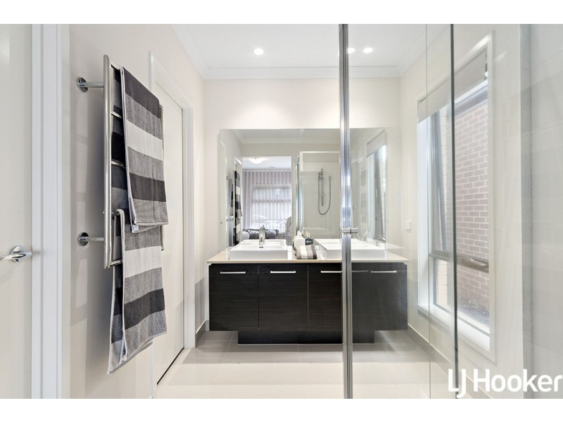 42 Alma Road, Wollert VIC 3750