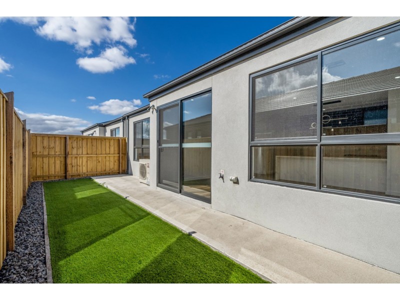3 Chardonnay Way, Wollert VIC 3750