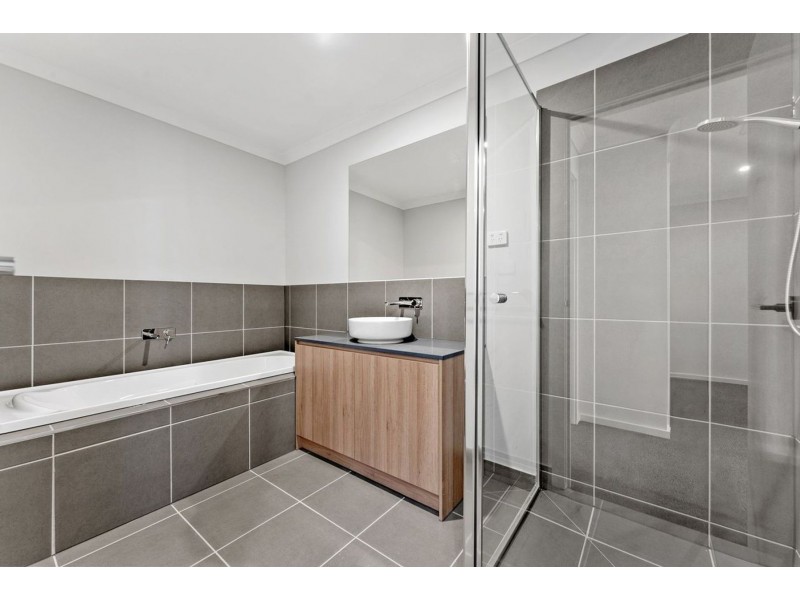 10 Boomerang Road, Donnybrook VIC 3064