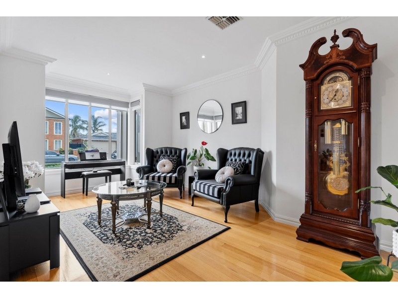 36 Saunders Crescent, Epping VIC 3076