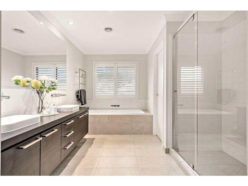 7 Chasseens Road, Wollert VIC 3750