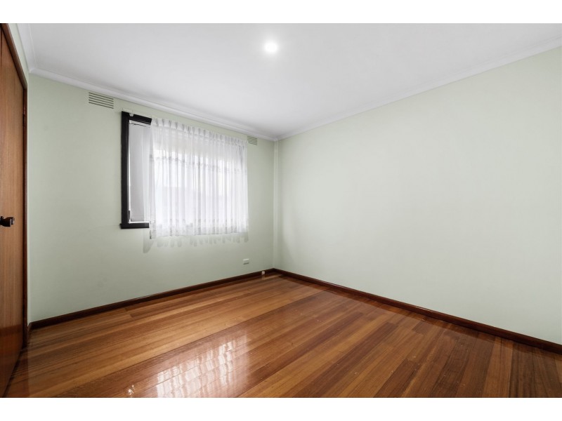 15 Rosemary Drive, Lalor VIC 3075