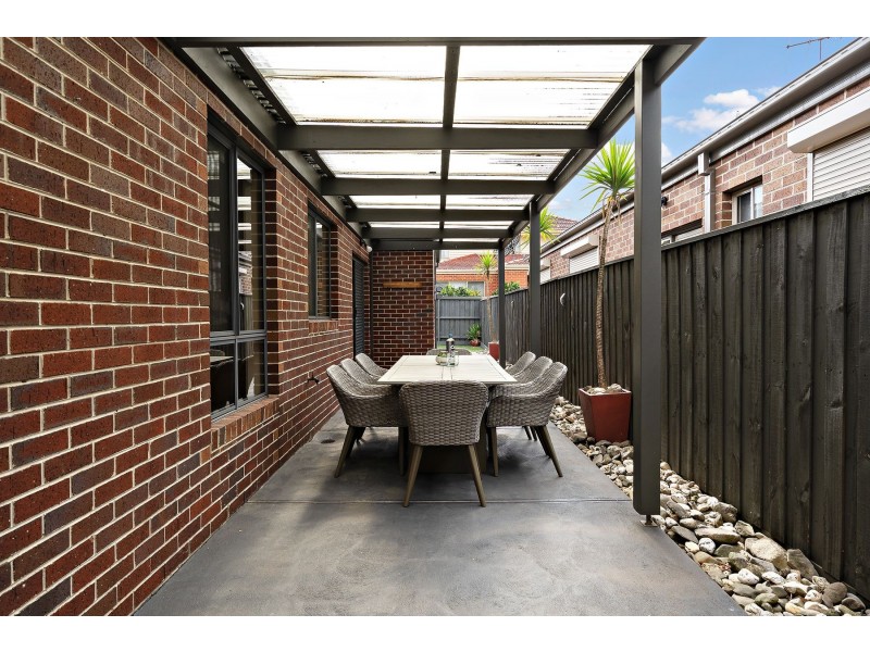 15 Tall Sedge Street, Epping VIC 3076