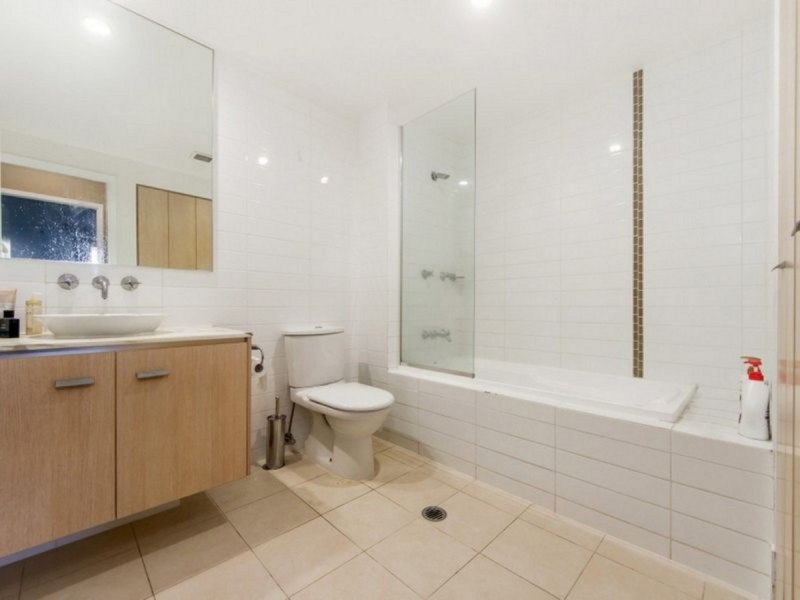 55/228 Varsity Parade, Varsity Lakes QLD 4227