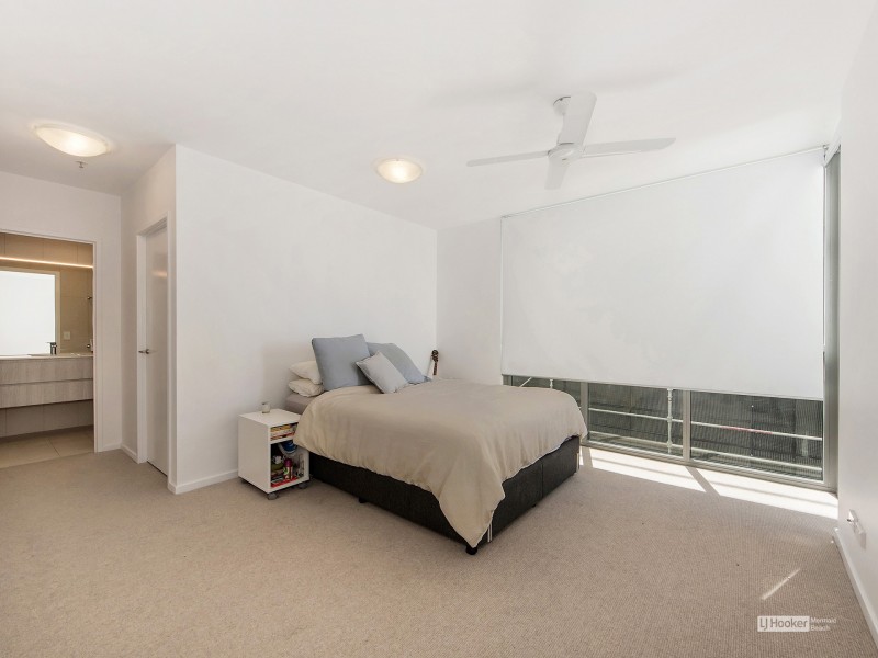 1001/378 Marine Parade, Labrador QLD 4215