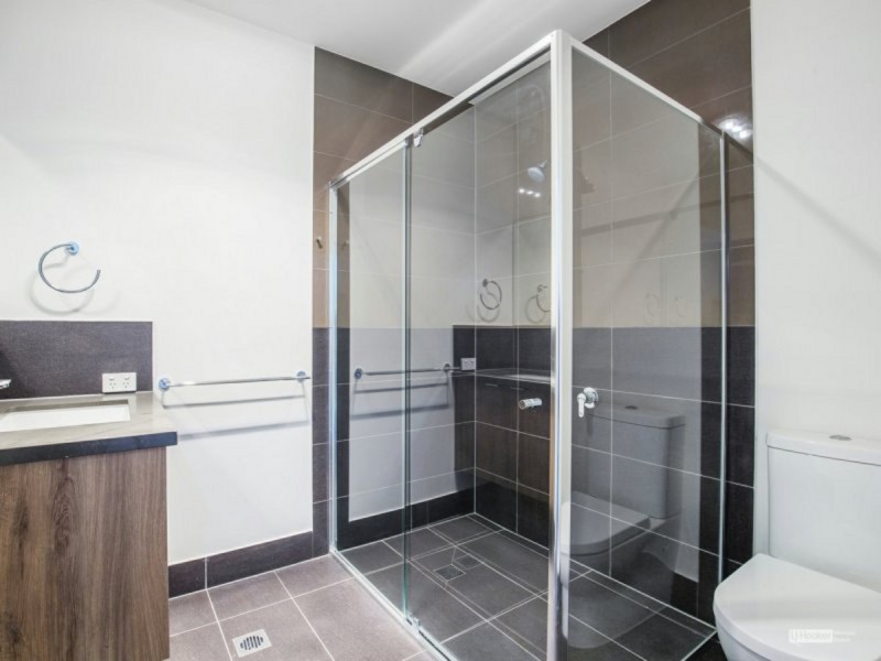 18/3028 The Boulevard, Carrara QLD 4211