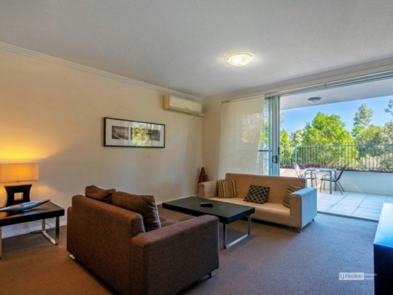 102/1-7 Moores Crescent, Varsity Lakes QLD 4227