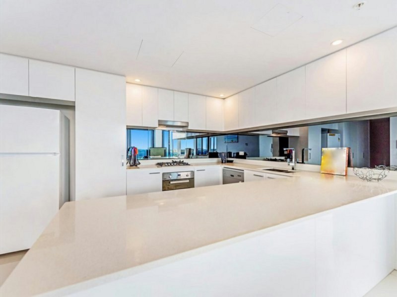 1303/5 Harbour Side Court, Biggera Waters QLD 4216