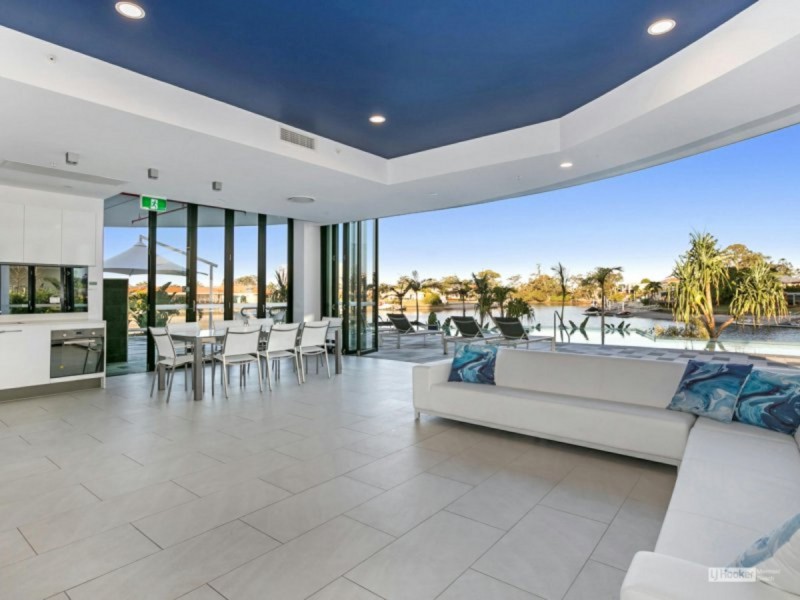 1303/5 Harbour Side Court, Biggera Waters QLD 4216