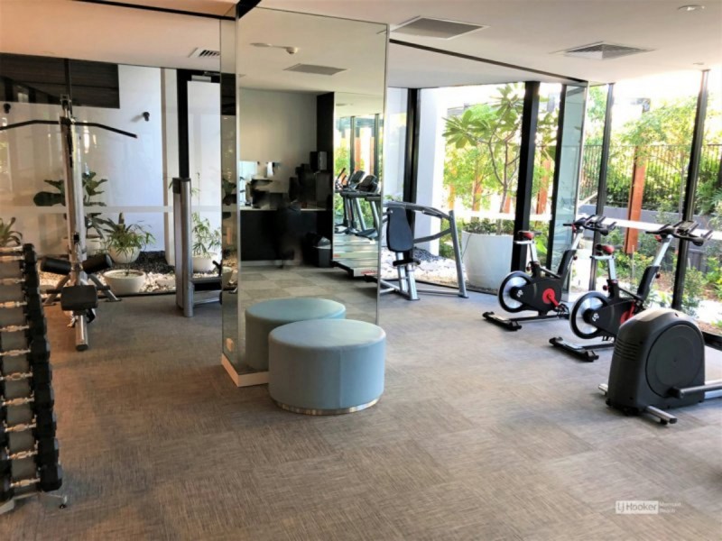 1303/5 Harbour Side Court, Biggera Waters QLD 4216