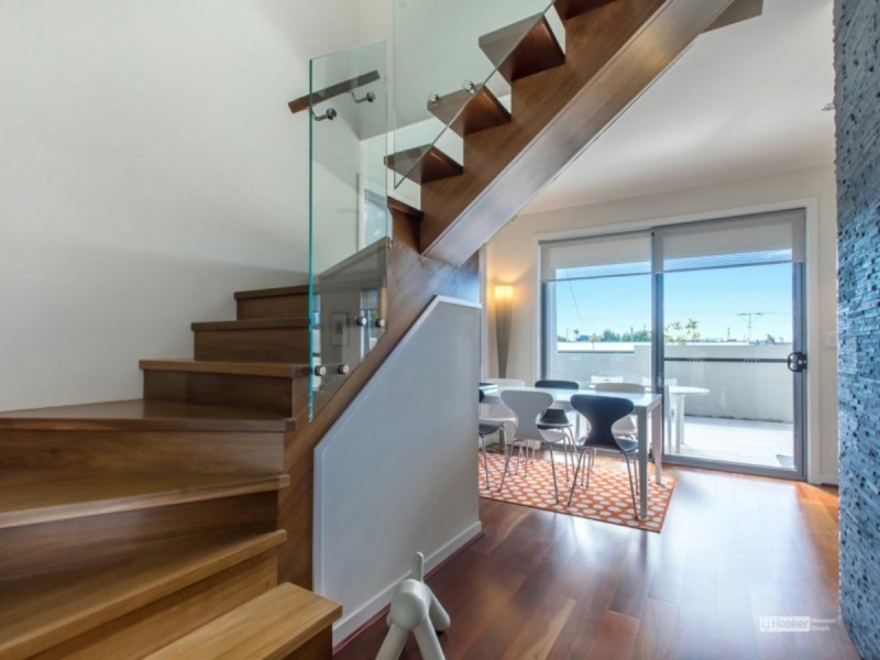 1/44 Blake Street, Southport QLD 4215