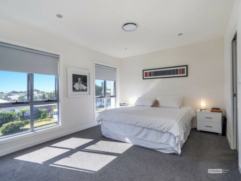 1/44 Blake Street, Southport QLD 4215