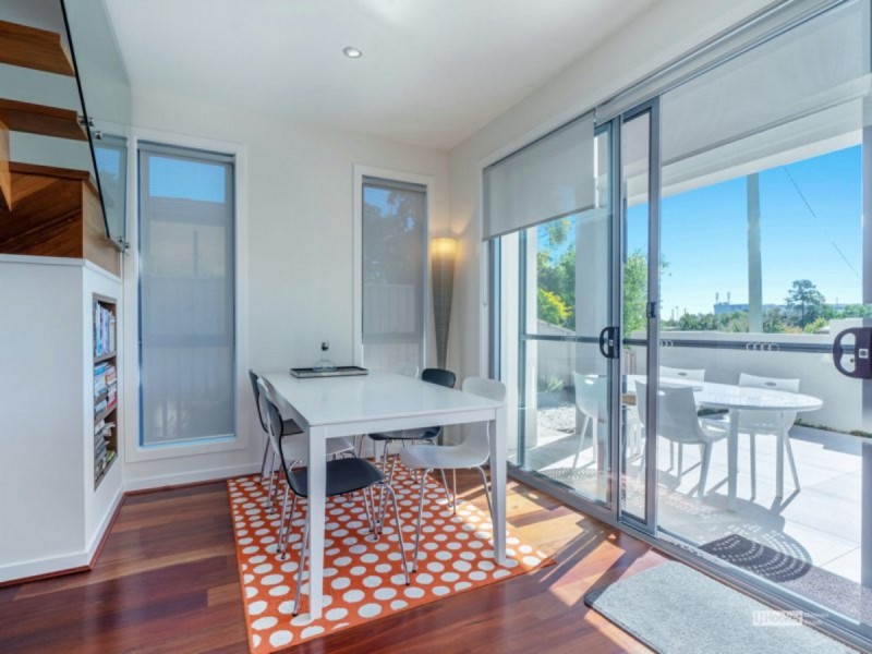 1/44 Blake Street, Southport QLD 4215