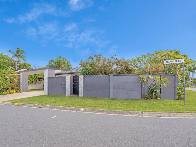 1 Tekapo Street, Broadbeach Waters QLD 4218