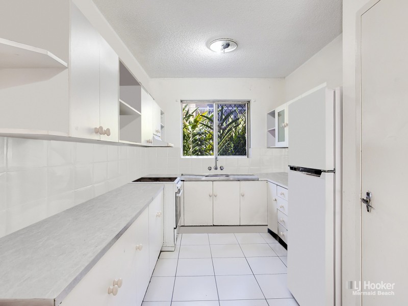 31 Frank Street, Labrador QLD 4215