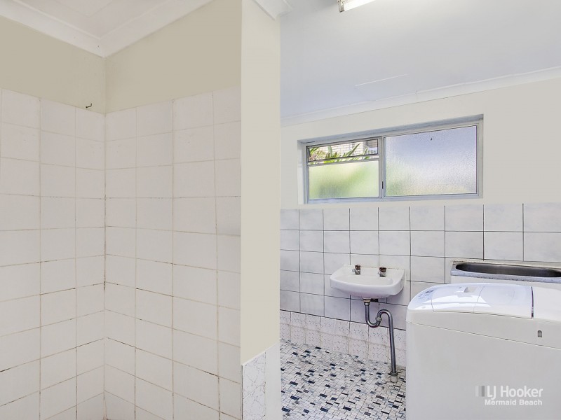 31 Frank Street, Labrador QLD 4215