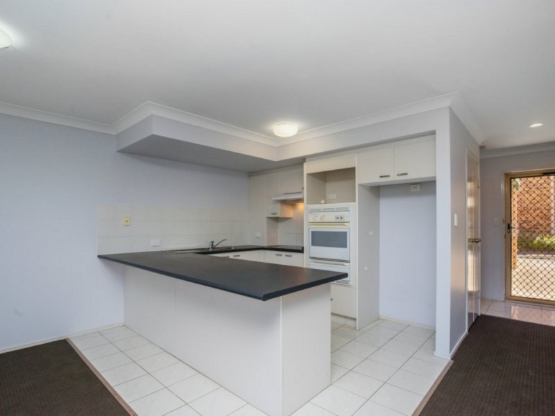 3/4 Lowood Court, Varsity Lakes QLD 4227