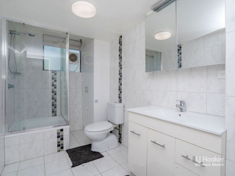 8/35 Whiting Street, Labrador QLD 4215