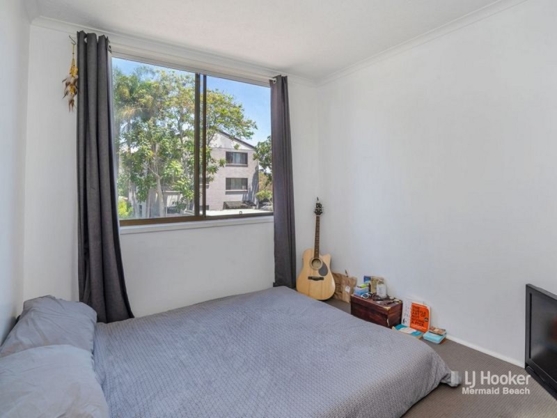 8/35 Whiting Street, Labrador QLD 4215