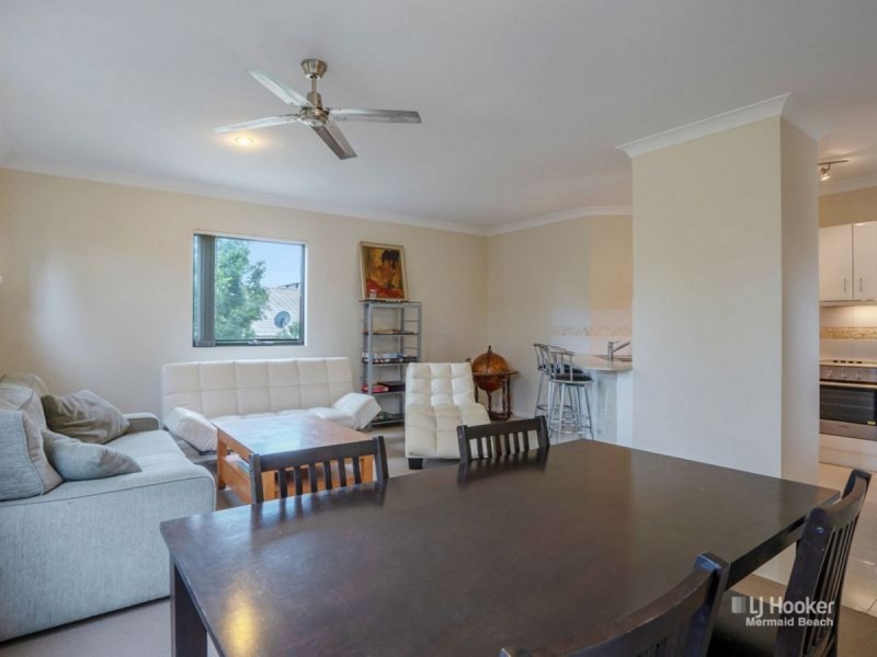 2/119 Minnie Street, Southport QLD 4215
