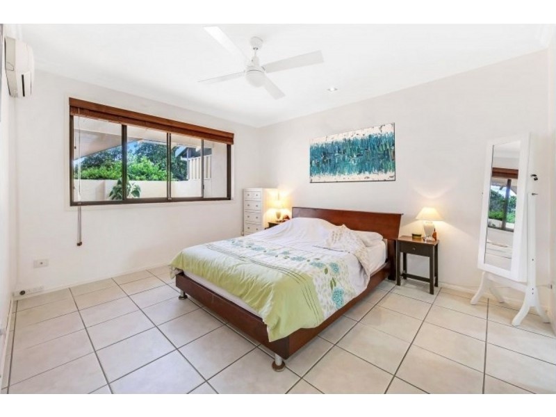 7/8 Dunlop Court, Mermaid Waters QLD 4218