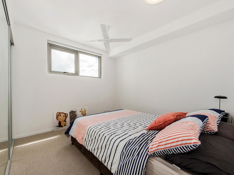 1001/378 Marine Parade, Labrador QLD 4215