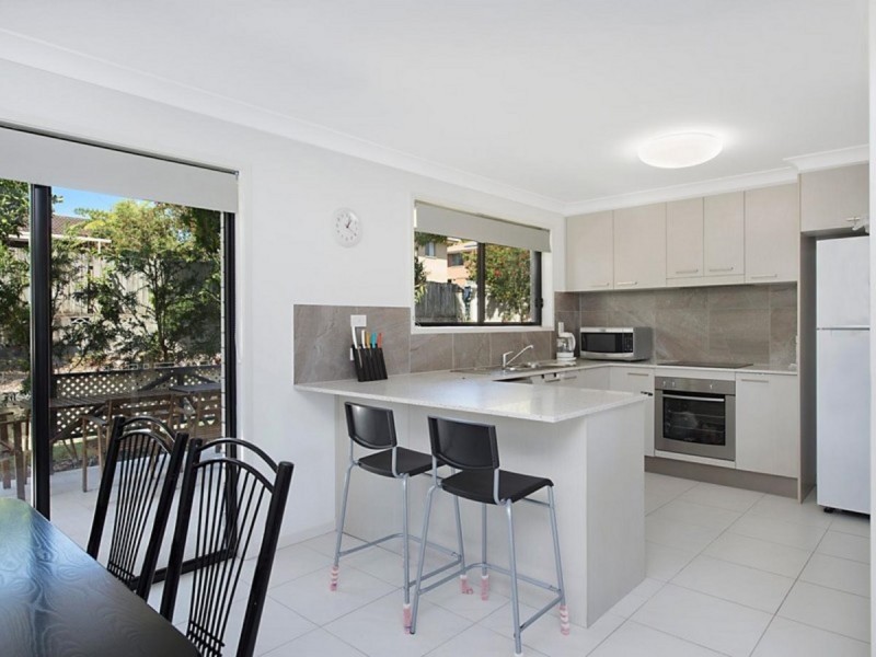 15 Luxor Street, Southport QLD 4215