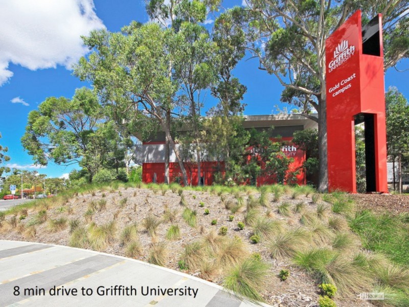 15 Luxor Street, Southport QLD 4215