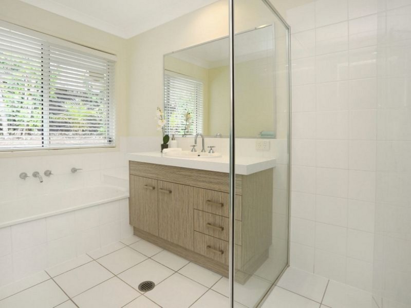 26 Hewson Court, Mudgeeraba QLD 4213