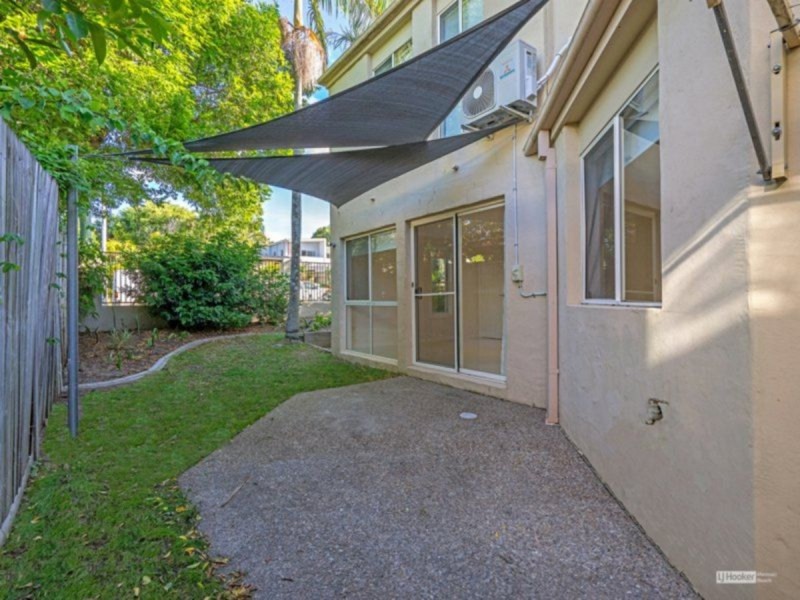 1/117 Eugaree Street, Southport QLD 4215