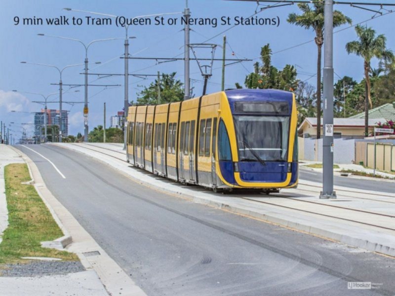 1/117 Eugaree Street, Southport QLD 4215