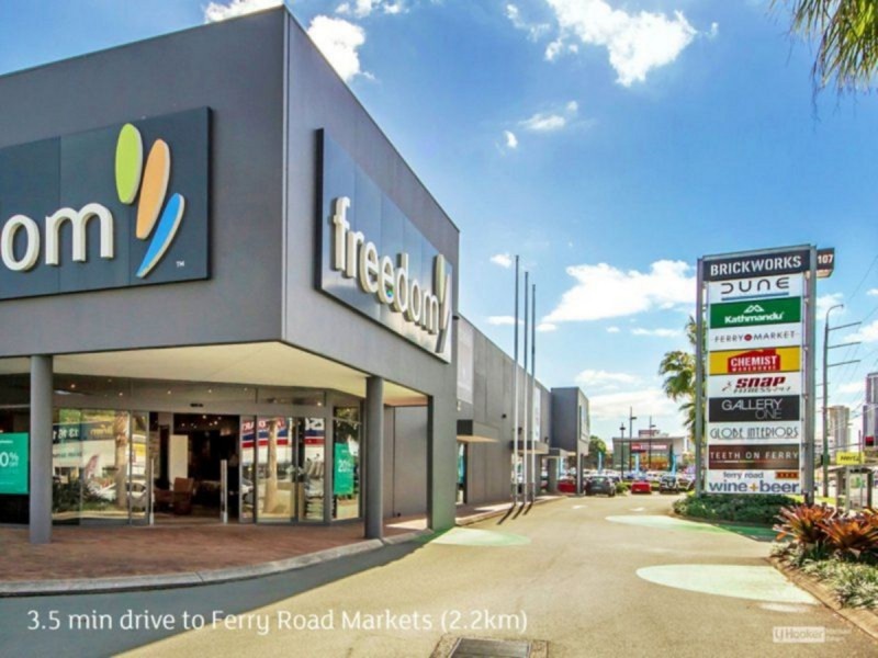 1/117 Eugaree Street, Southport QLD 4215