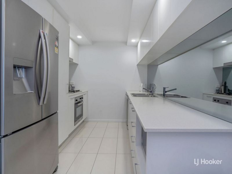 602/41 Harbour Town Drive, Biggera Waters QLD 4216