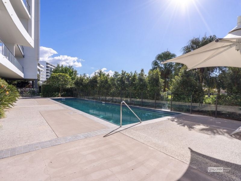 602/41 Harbour Town Drive, Biggera Waters QLD 4216