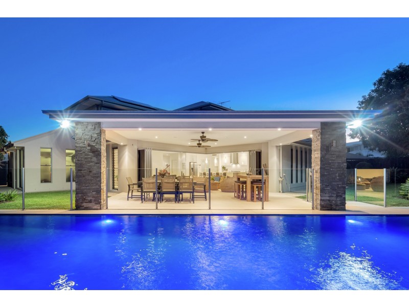 95 Burdekin Drive, Sinnamon Park QLD 4073