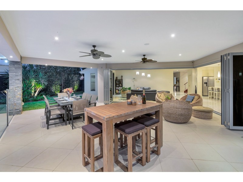 95 Burdekin Drive, Sinnamon Park QLD 4073