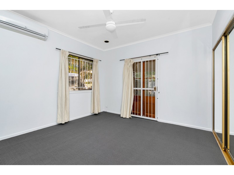 12 Stanton Street, Cannon Hill QLD 4170