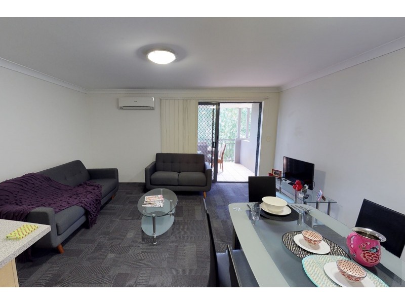 23/300 Sir Fred Schonell Drive, St Lucia QLD 4067