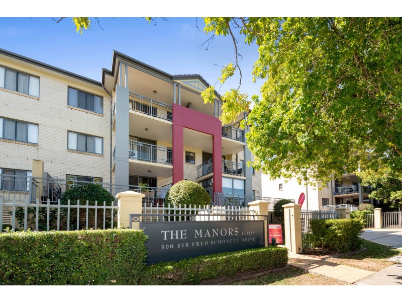 23/300 Sir Fred Schonell Drive, St Lucia QLD 4067