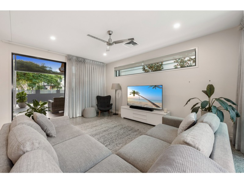 59 Waterline Crescent, Bulimba QLD 4171