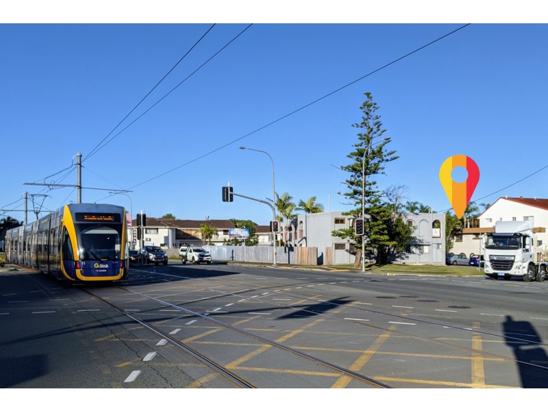 4 Cannes Avenue, Surfers Paradise QLD 4217