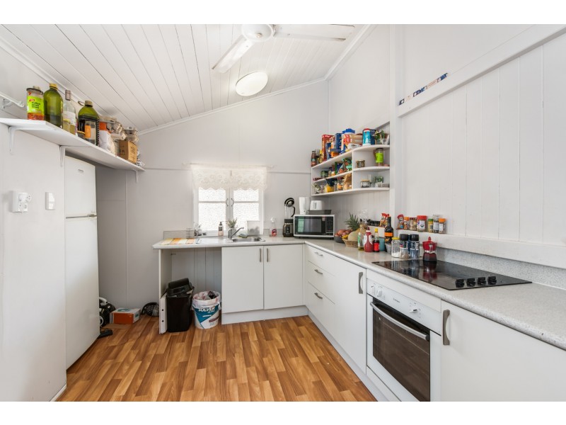 4 & 6 Rowland Street, North Ward QLD 4810