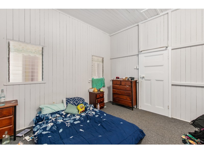 4 & 6 Rowland Street, North Ward QLD 4810