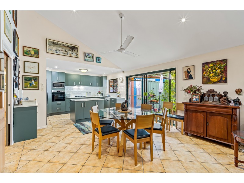 1-3 McPherson Road, Sinnamon Park QLD 4073
