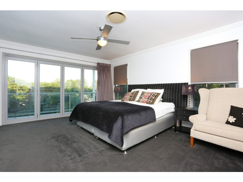 27 Taylor Street, Balmoral QLD 4171