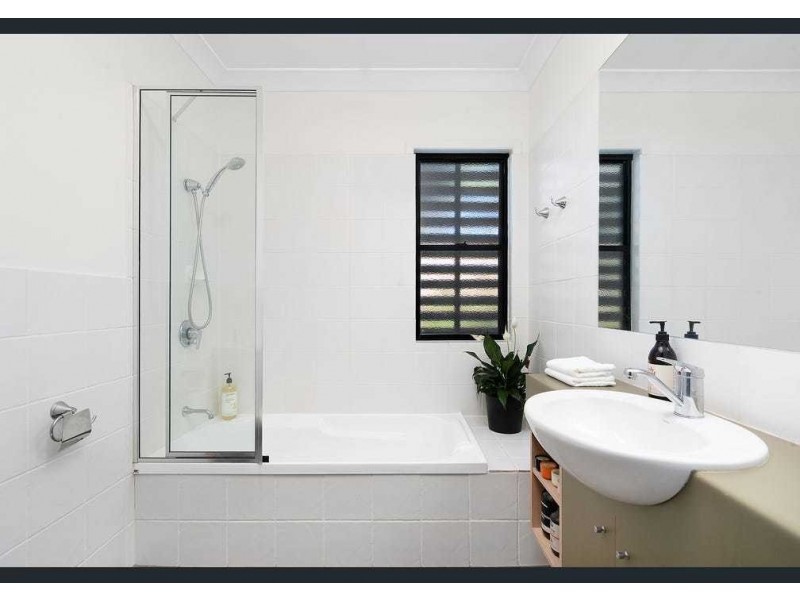 35A Fredericks Street, Taringa QLD 4068