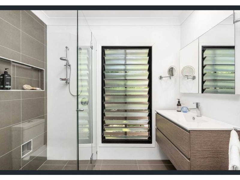 35A Fredericks Street, Taringa QLD 4068