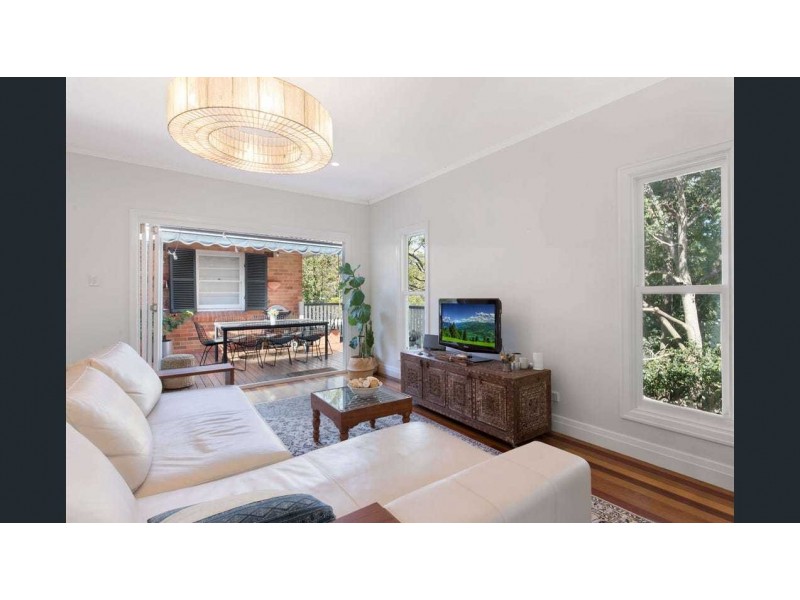 11 Nestor Avenue, Bardon QLD 4065