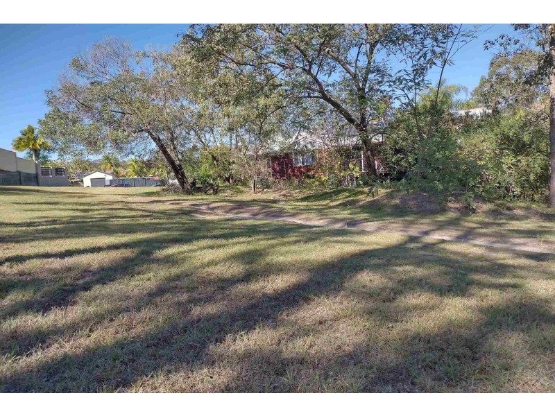 22 Santolina Place, Sinnamon Park QLD 4073