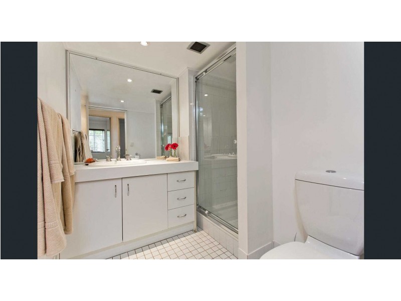 18/68 Herston Road, Kelvin Grove QLD 4059